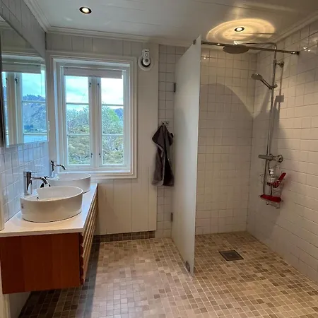 Kjeøya - Private Island Feriehus *