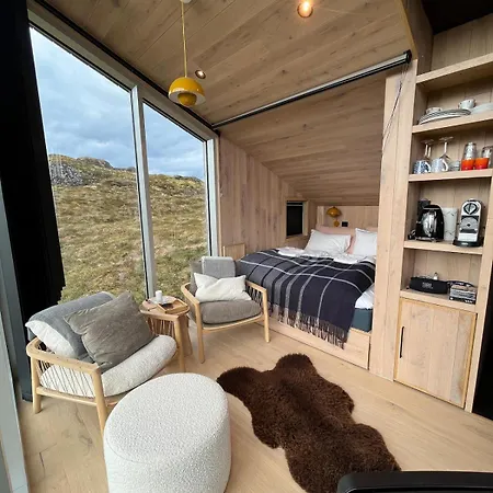 Kjeøya - Private Island Feriehus *